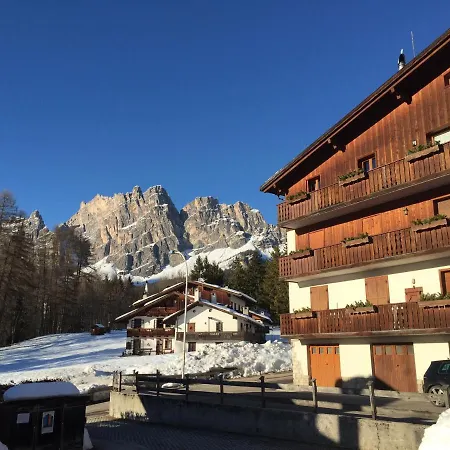 Casa Pecol Appartement Cortina d'Ampezzo Buitenkant foto